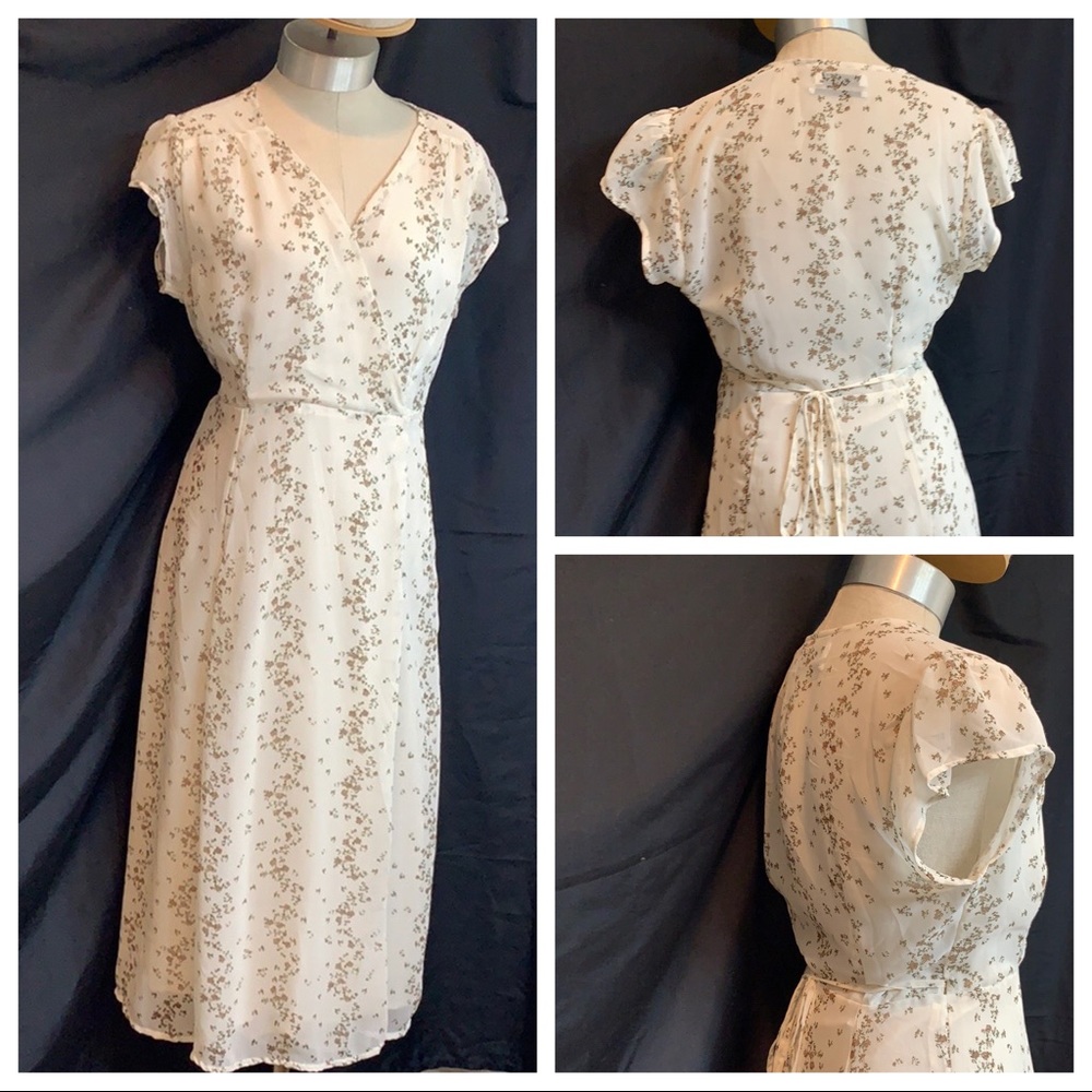 Urban Outfitters Wrap dress Size M